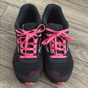 REEBOK Black & pink Sneakers